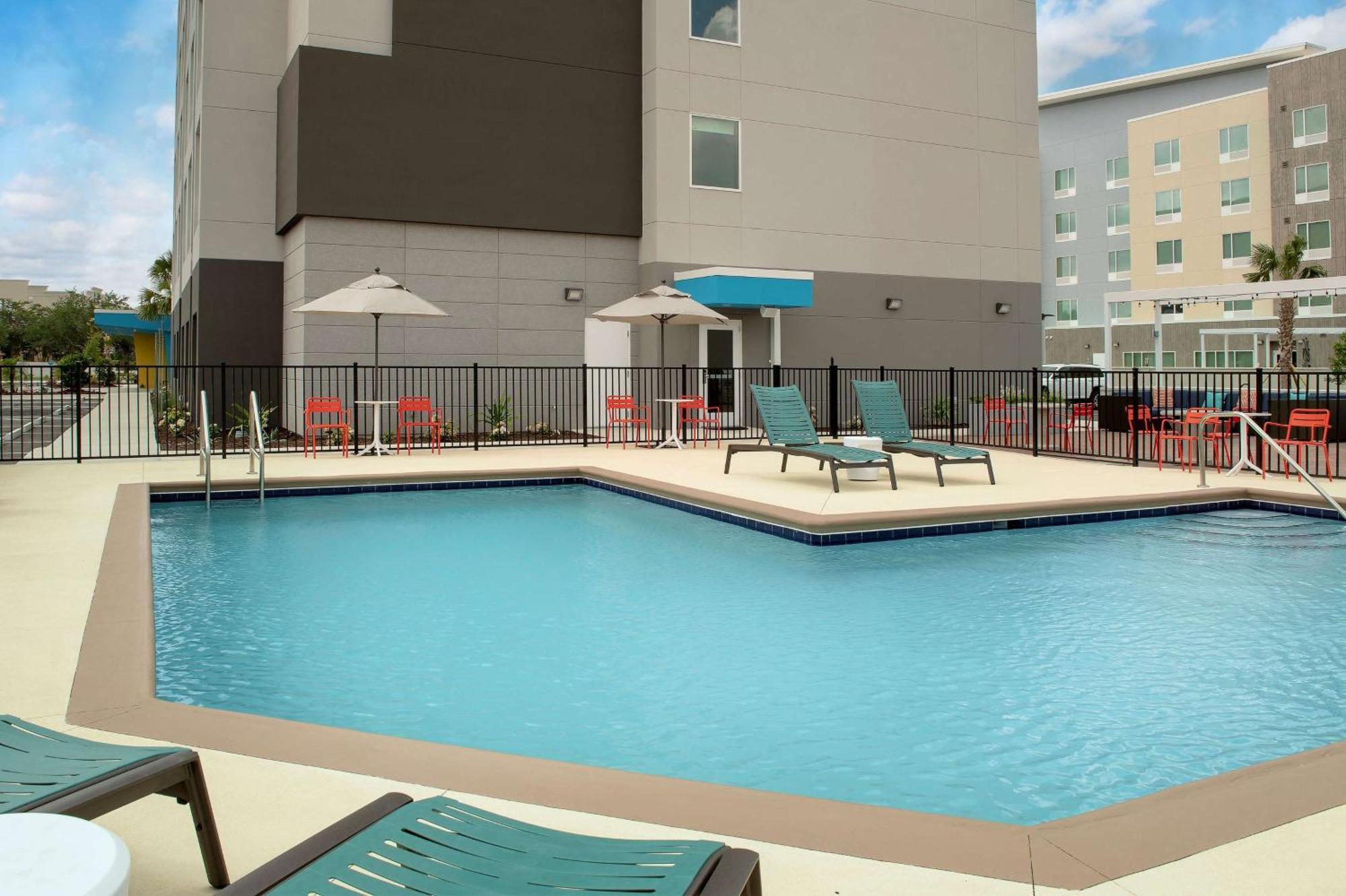 Tru By Hilton Jacksonville Airport Exteriör bild