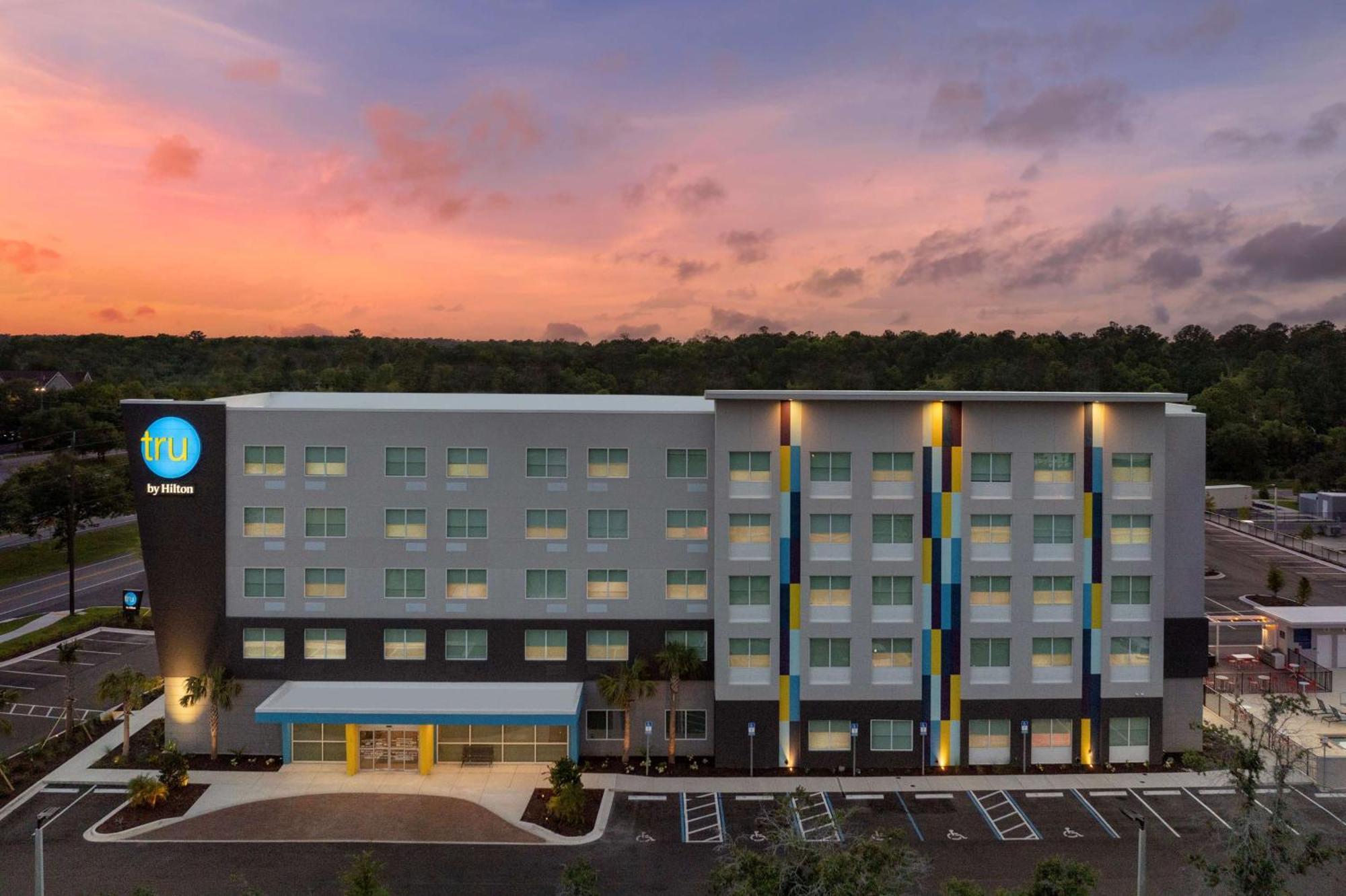 Tru By Hilton Jacksonville Airport Exteriör bild